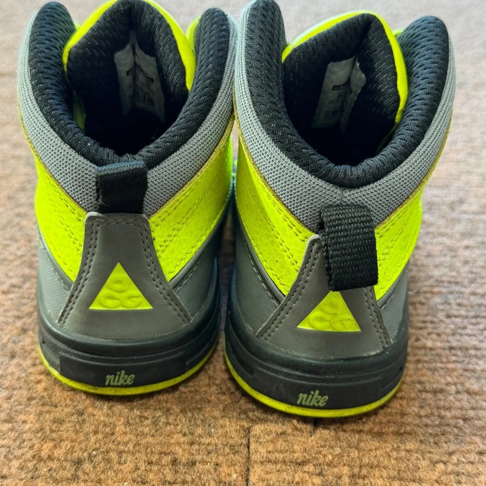B+ shoes Nike ACG Woodside 2 High Toddler Boots Volt Grey 524874-701 Size 8C